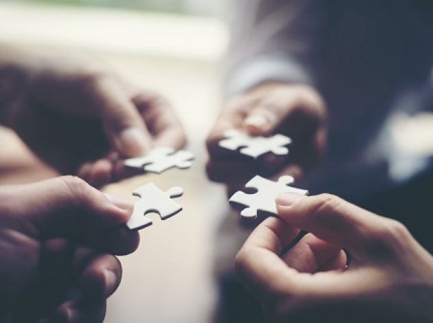 「分散型チーム開発」を成功させるポイントのサムネイル画像