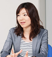 片桐 智子 NTTコムウェア株式会社 NGN-OpS事業本部 SOソリューション部 カスタマサービスフロントBU