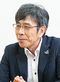 写真:加藤 稔