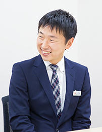 日原 侑和氏