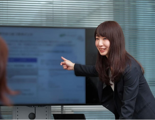 三上 梨奈